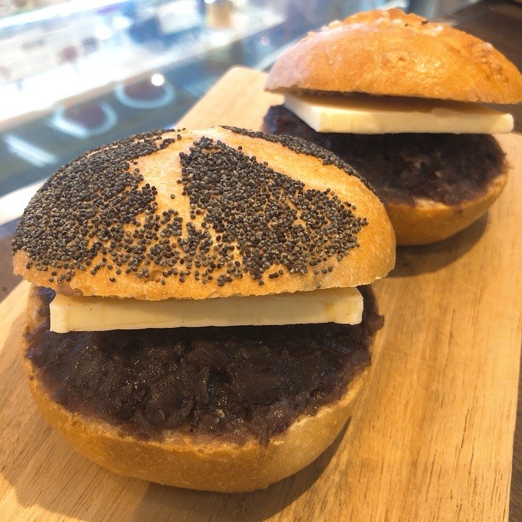 アンバタ・カイザー — Bäckerei Terutake(ベッカライテルタケ)