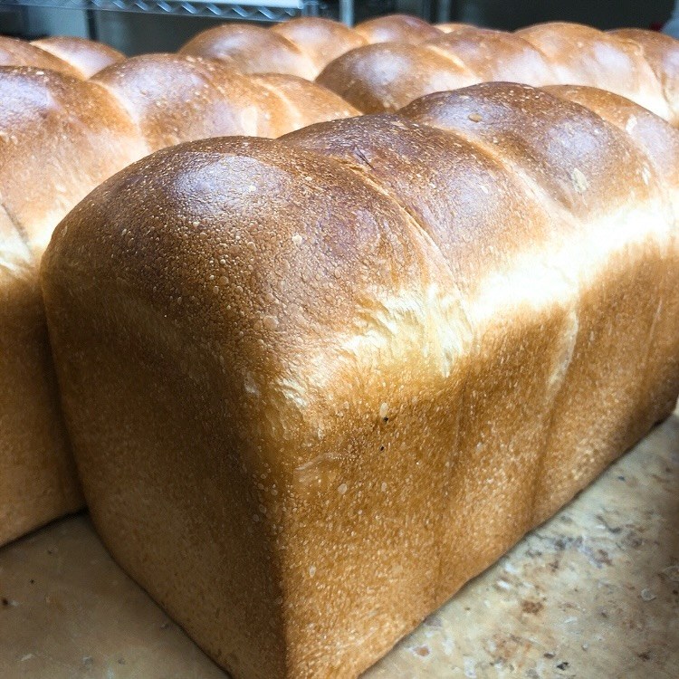 イギリスパン — Bäckerei Terutake(ベッカライテルタケ)