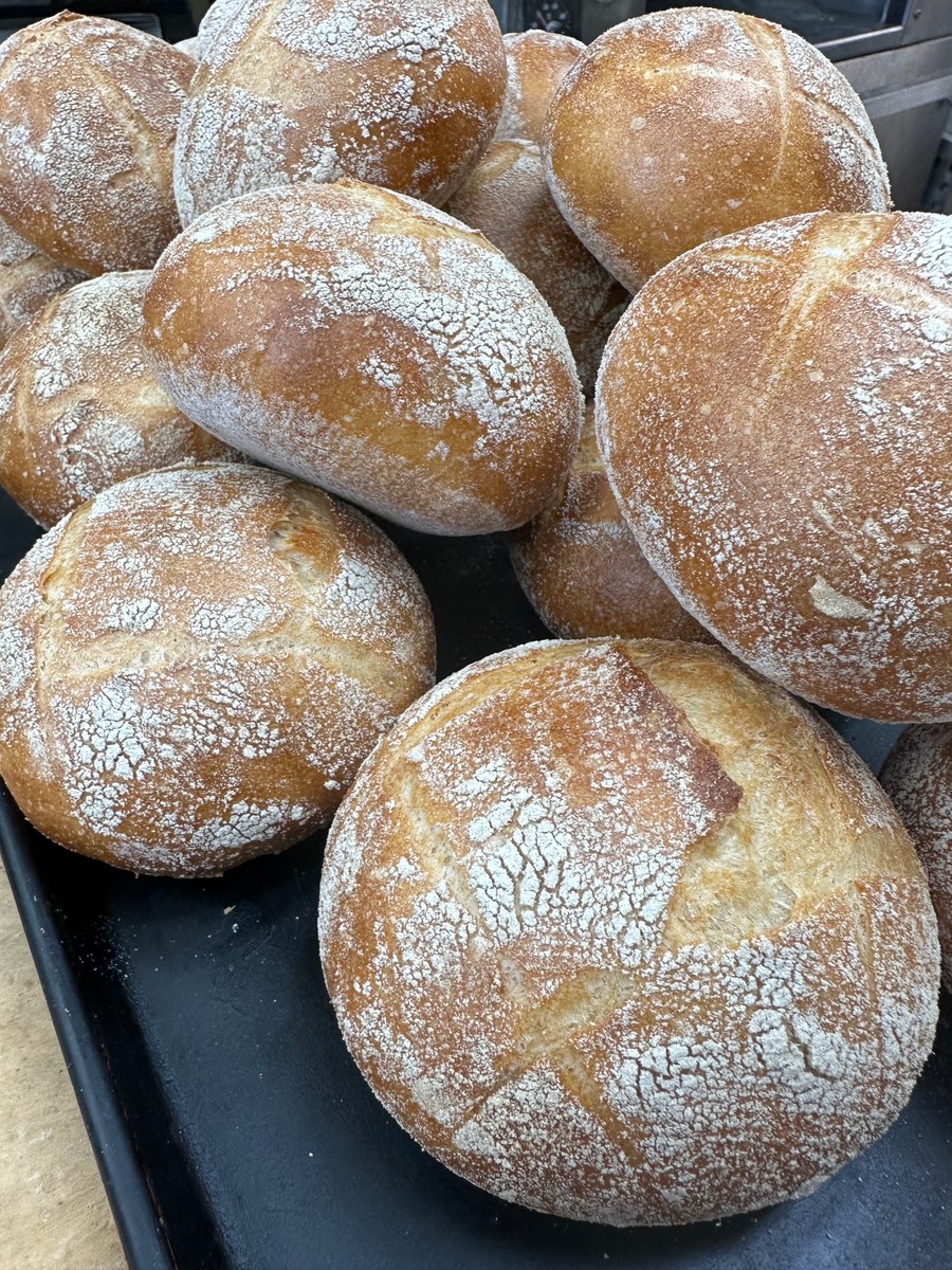 石臼もちもちブール — Bäckerei Terutake(ベッカライテルタケ)