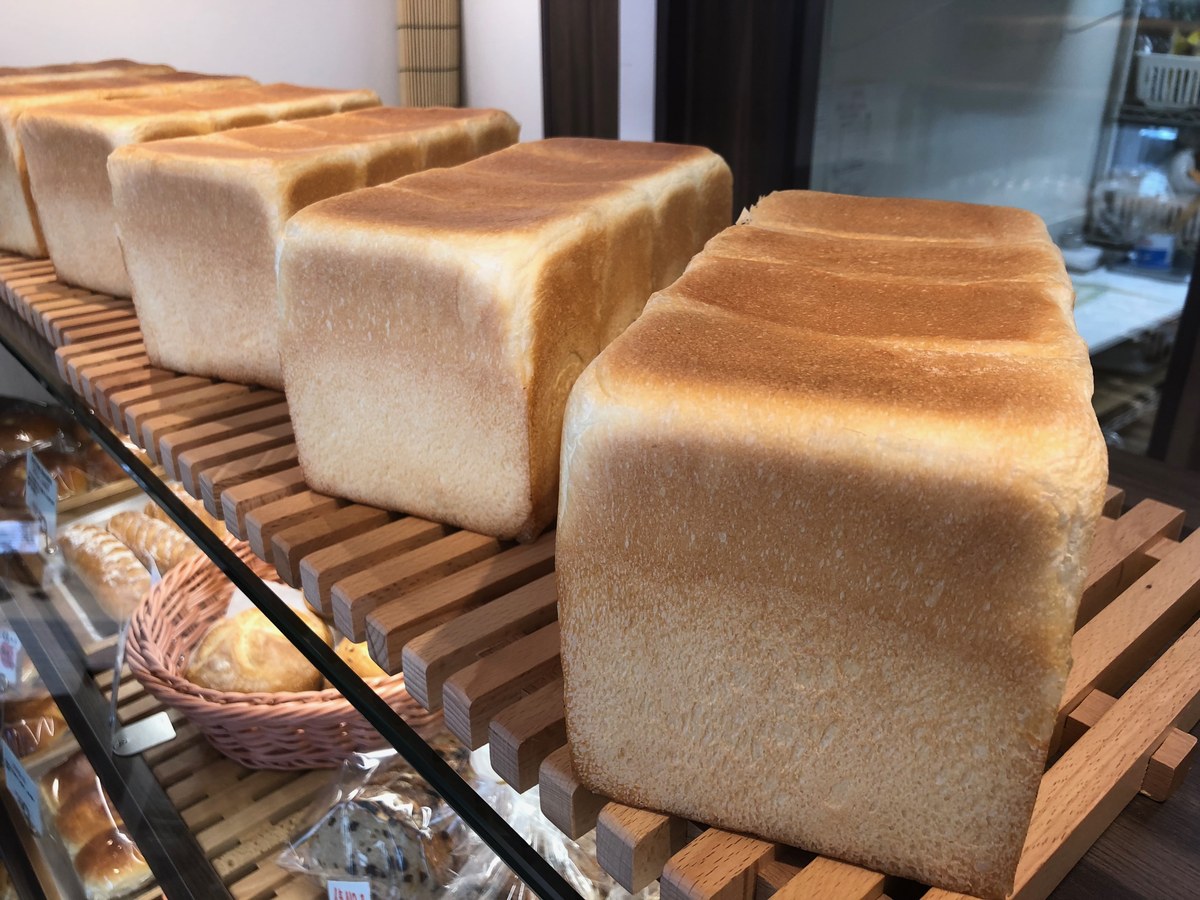 角食パン — Bäckerei Terutake(ベッカライテルタケ)