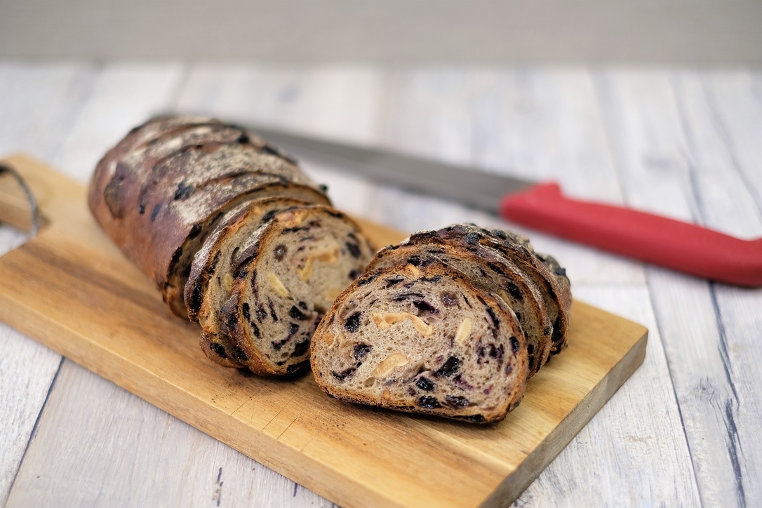 ロジィーネン・ブロート — Bäckerei Terutake(ベッカライテルタケ)