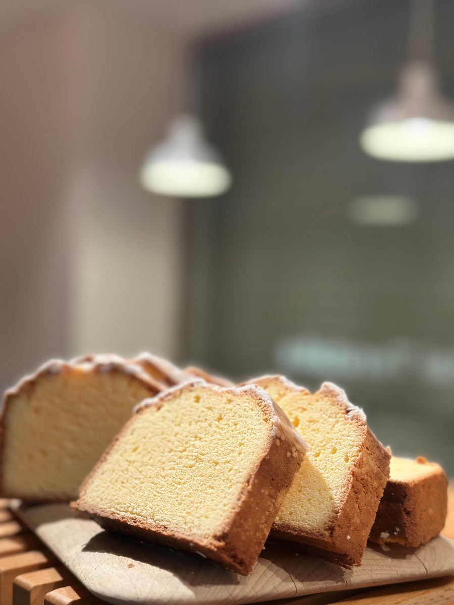 ザントクーヘン(スライス) — Bäckerei Terutake(ベッカライテルタケ)